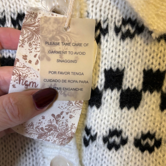 Hem & Thread Nordic Fair Isle Cardigan Sweater NWT Size M Cream Black - Picture 9 of 13